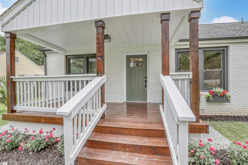 Property image 3 at 15 glenn Street, Greenville, SC 29607