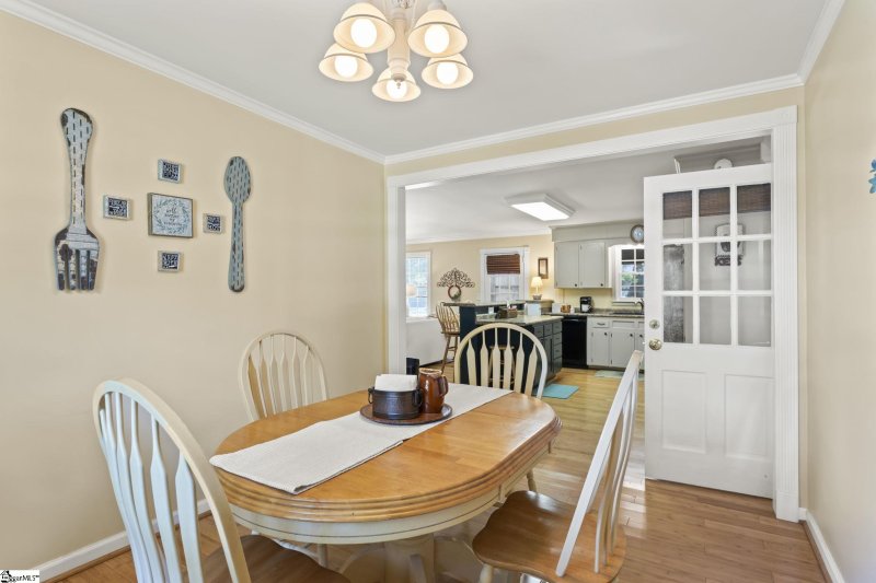 Property image 4 at 24 RAVENSWORTH Road, Taylors, SC 29687