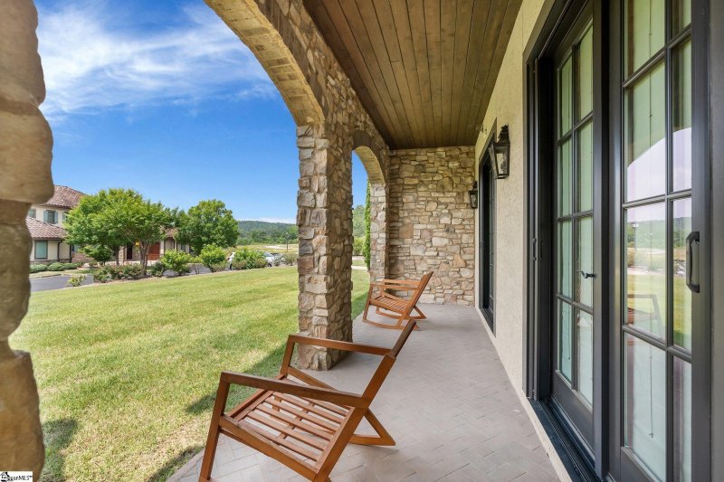 Property image 3 at 323 Imperia Court, Travelers Rest, SC 29690