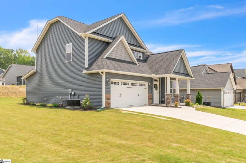 Property image 2 at 38 Mendham Lane, Greer, SC 29650