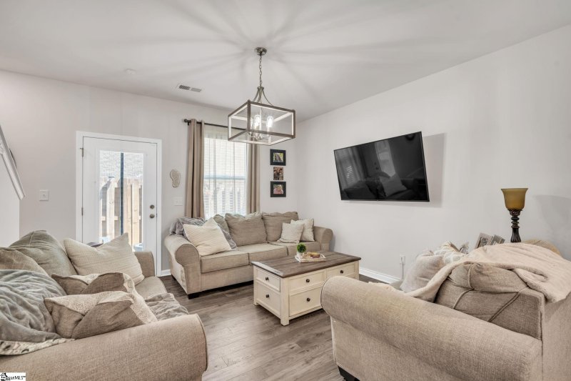 Property image 4 at 105 Highline Trail, Greenville, SC 29607