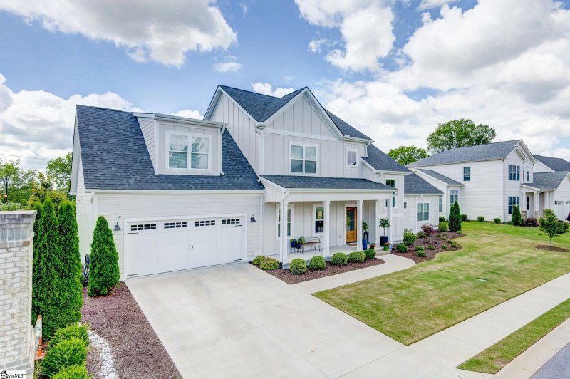 Property image 2 at 1 Azalea Spring Court, Greenville, SC 29615