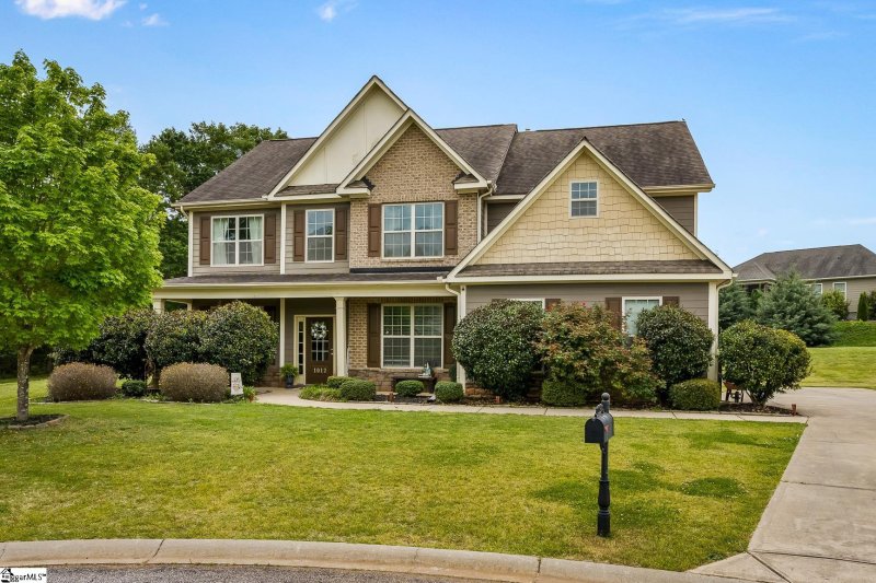 Property image 2 at 1012 Hillcrest Court, Anderson, SC 29621