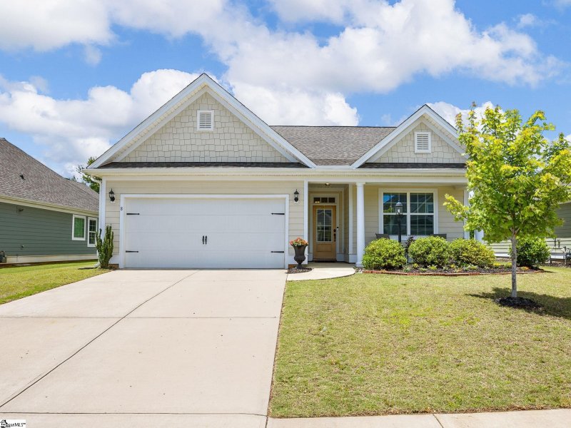 8 Bishop lake Way