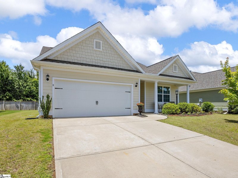Property image 2 at 8 Bishop lake Way, Taylors, SC 29687