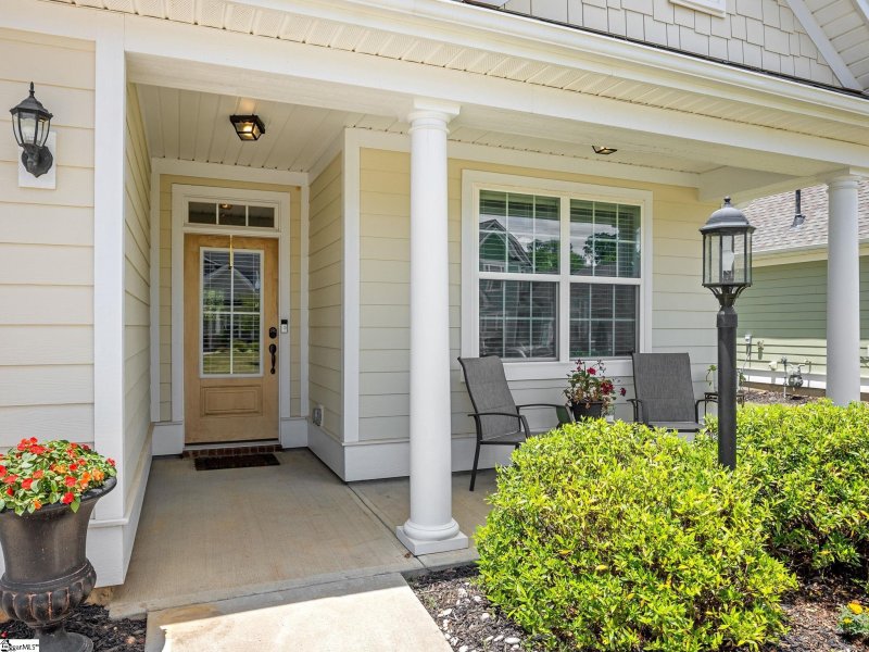 Property image 5 at 8 Bishop lake Way, Taylors, SC 29687