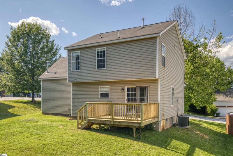 Property image 3 at 7 Haskell Court, Greer, SC 29651