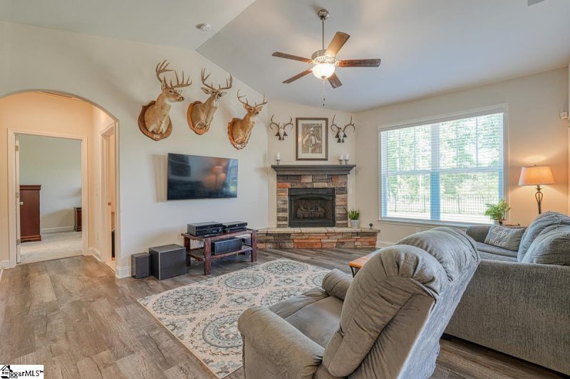 Property image 5 at 253 Foxbank Circle, Greer, SC 29651