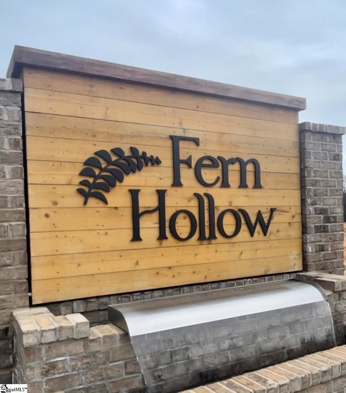 Property image 2 at 325 Cub Court, Greenville, SC 29609