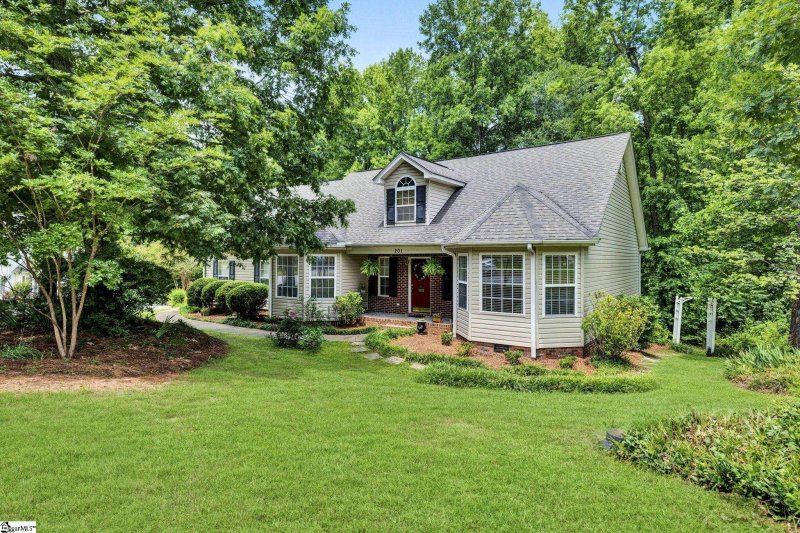 Property image 2 at 201 Nolan Road, Travelers Rest, SC 29690