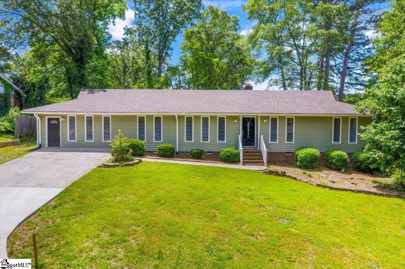 Property image 2 at 223 Bransfield Road, Greenville, SC 29615