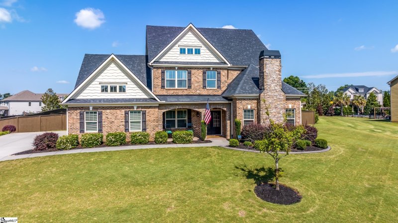 Property image 2 at 300 Angel Falls Drive, Simpsonville, SC 29681