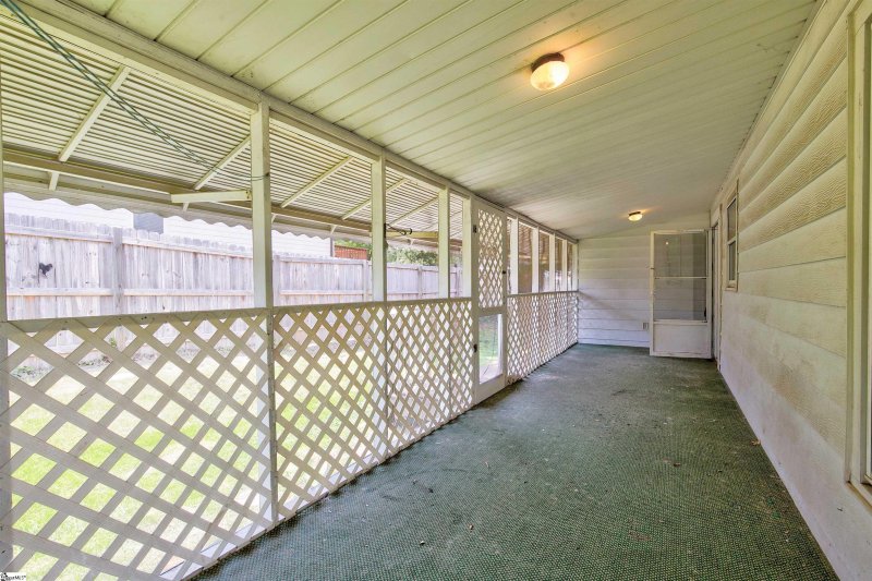 Property image 4 at 31 Allen Street, Greenville, SC 29605