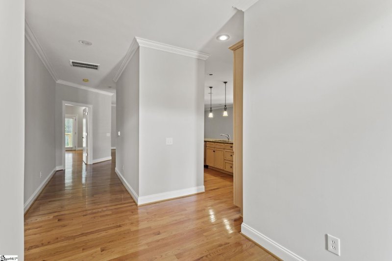 Property image 4 at 106 Wineberry Way, Greenville, SC 29615