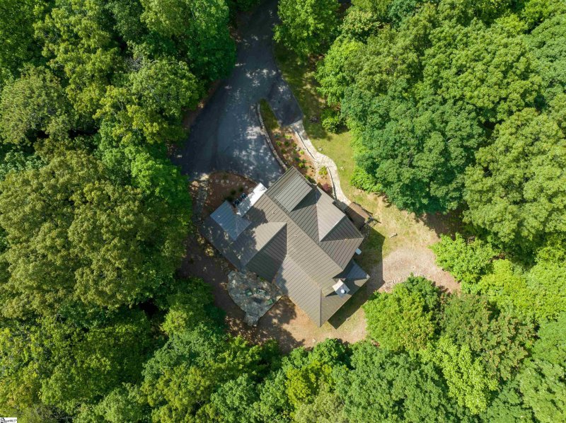 Property image 3 at 125 Sourwood Lane, Cleveland, SC 29635