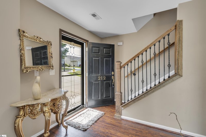 Property image 2 at 212 Garfield Lane, Simpsonville, SC 29681