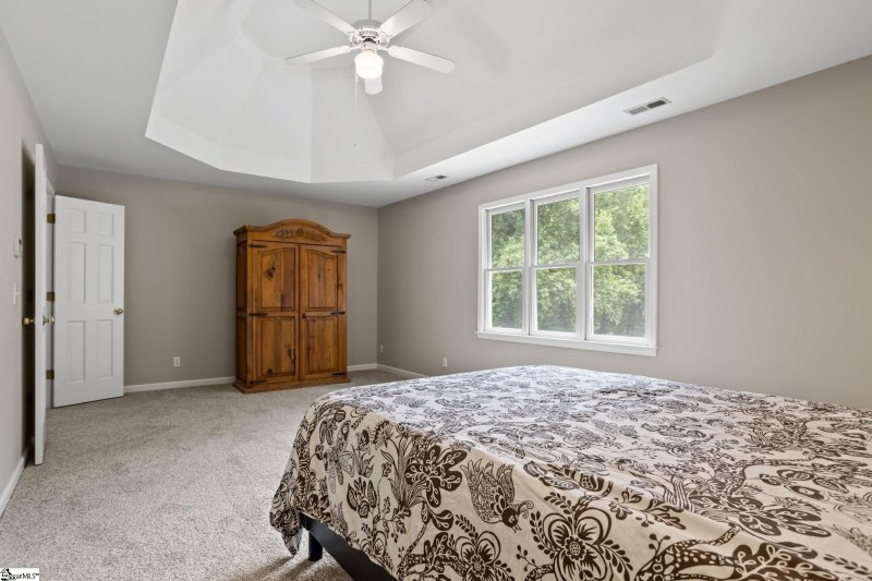 Property image 4 at 111 Squires Creek Road, Simpsonville, SC 29681-7262