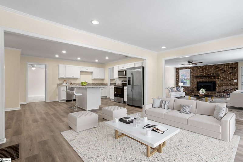 Property image 4 at 11 NOTCHWOOD Court, Greenville, SC 29611