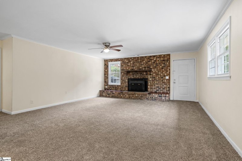 Property image 5 at 11 NOTCHWOOD Court, Greenville, SC 29611