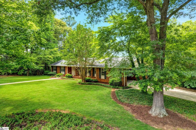 Property image 2 at 13 River Drive Extension, Williamston, SC 29697