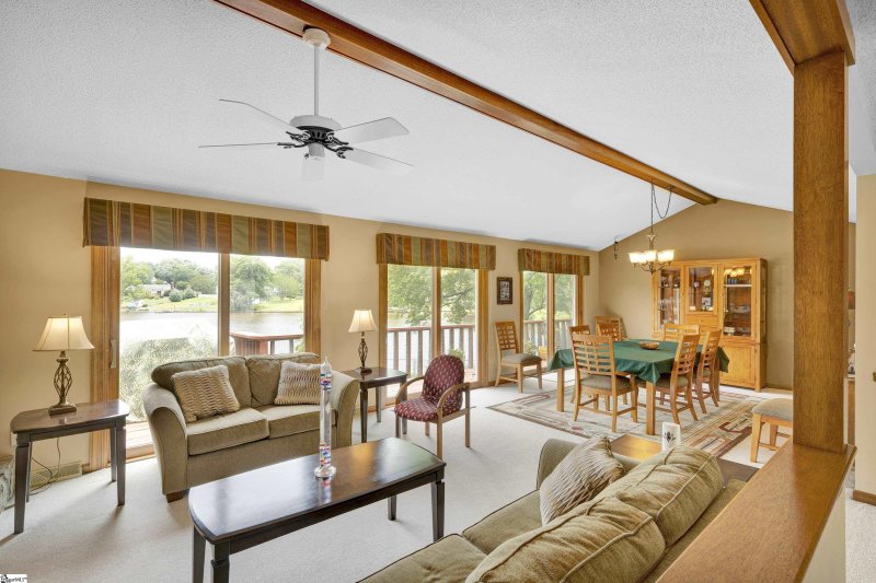 Property image 5 at 104 Capriole Court, Simpsonville, SC 29681