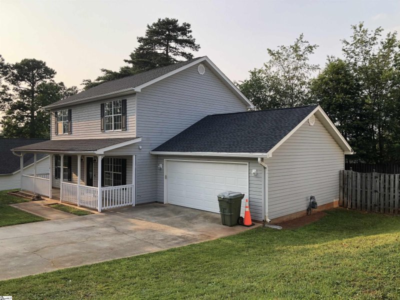 Property image 3 at 8 Appalachian Lane, Mauldin, SC 29662