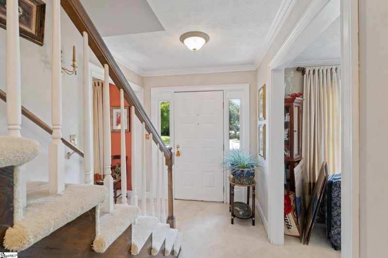 Property image 3 at 100 Lindmont Drive, Greenville, SC 29607