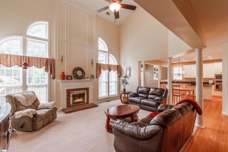Property image 5 at 5 Golden Oak Court, Simpsonville, SC 29681