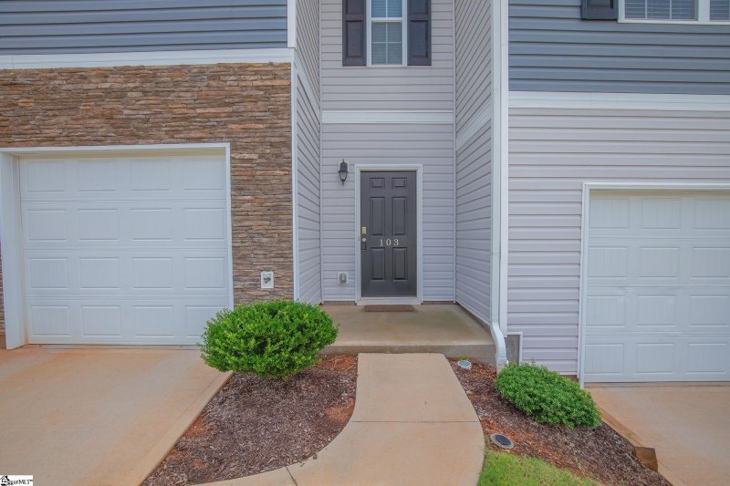Property image 3 at 103 Moorlyn Lane, Greer, SC 29650