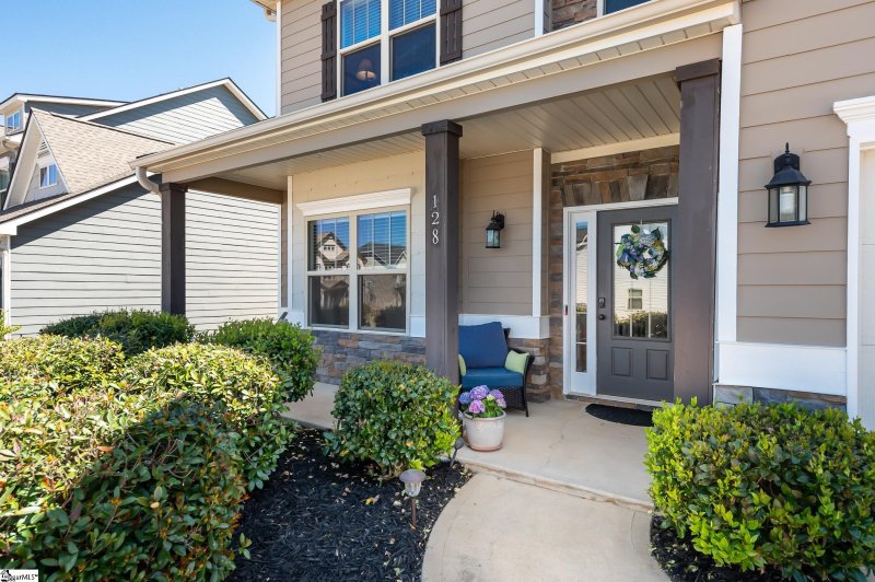 Property image 4 at 128 Sandpine Way, Greer, SC 29651