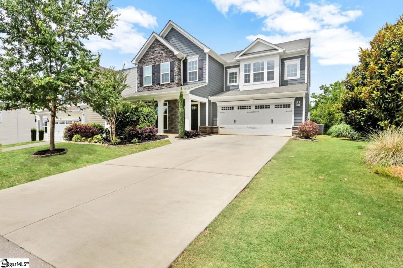 200 Bienville Place