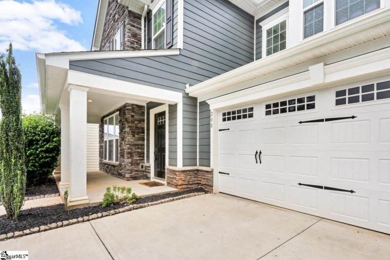 Property image 3 at 200 Bienville Place, Greer, SC 29650