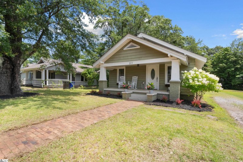 Property image 2 at 311 Beechwood Avenue, Greenville, SC 29607
