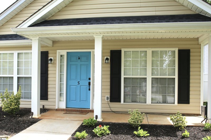 Property image 2 at 5 Perthwood Place, Greenville, SC 29617