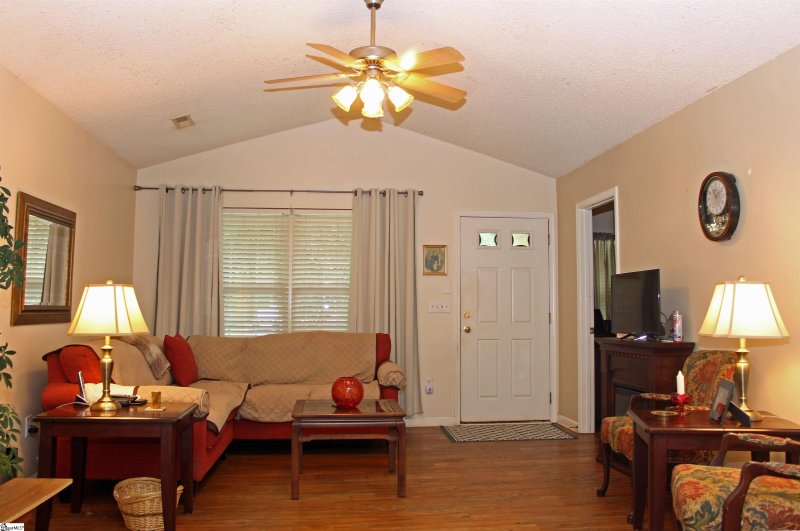 Property image 2 at 604 Bywater Place, Greenville, SC 29617