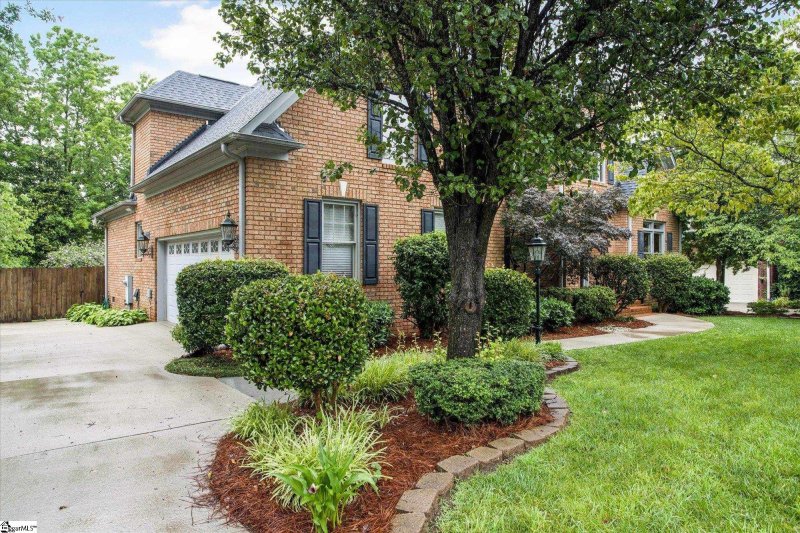 Property image 5 at 106 Winter Brook Lane, Simpsonville, SC 29681