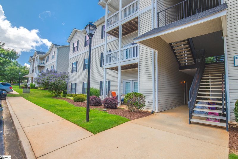 401 McKenna Circle