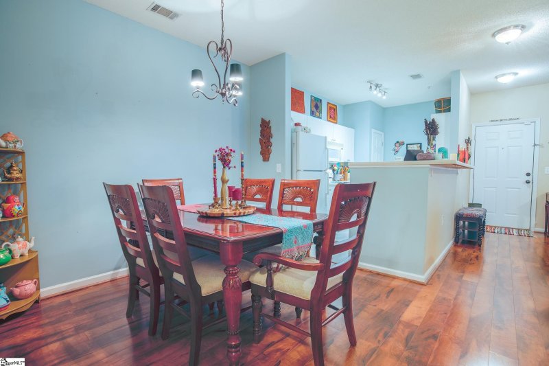Property image 5 at 401 McKenna Circle, Greenville, SC 29615