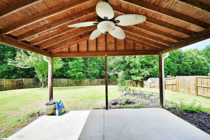 Property image 5 at 204 Spirit Mountain Lane, Easley, SC 29642