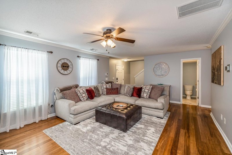 Property image 3 at 106 Garfield Lane, Simpsonville, SC 29681