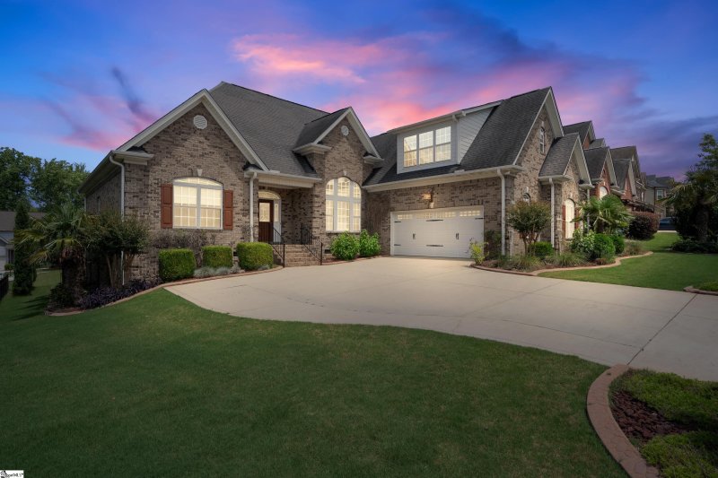 Property image 2 at 116 Palm Springs Way, Simpsonville, SC 29681