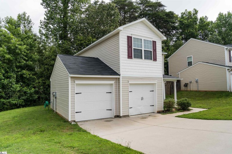 Property image 2 at 351 Promised Land Drive, Spartanburg, SC 29306