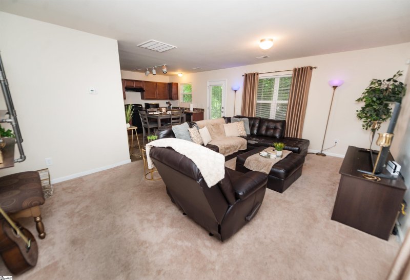 Property image 5 at 351 Promised Land Drive, Spartanburg, SC 29306