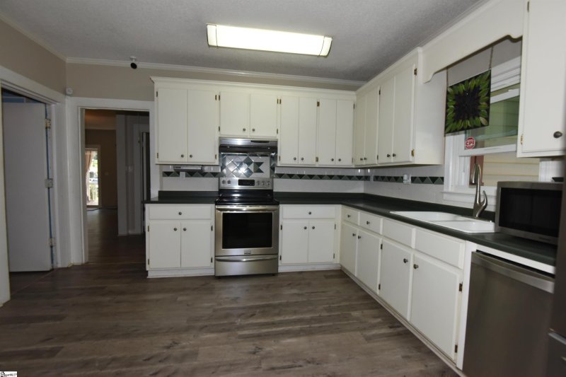 Property image 4 at 202 Beattie Street, Simpsonville, SC 29681