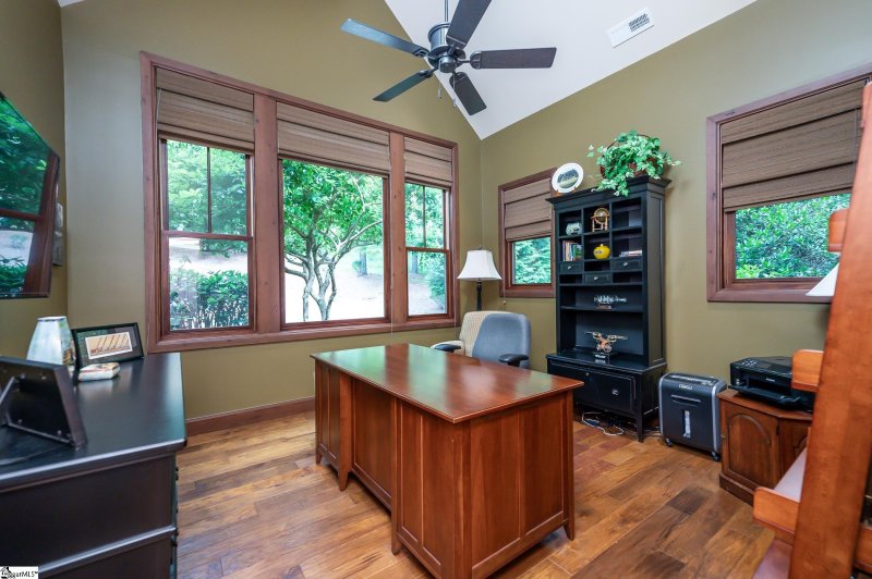 Property image 5 at 127 Lake Breeze Trail, Six Mile, SC 29682