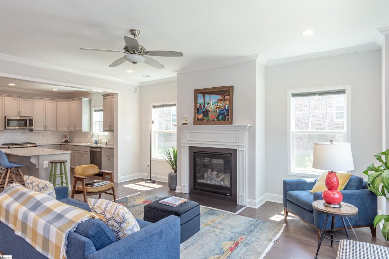 Property image 3 at 130 Danvers Road, Greenville, SC 29607