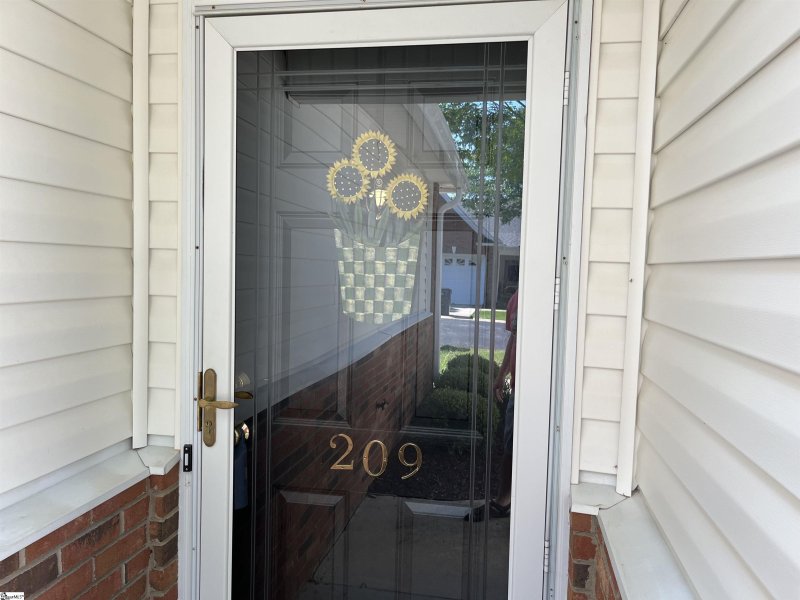 Property image 5 at 209 Chadwyck Court, Greenville, SC 29615-5469