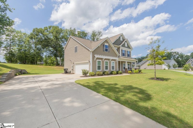 Property image 2 at 343 Avendell Drive, Easley, SC 29642