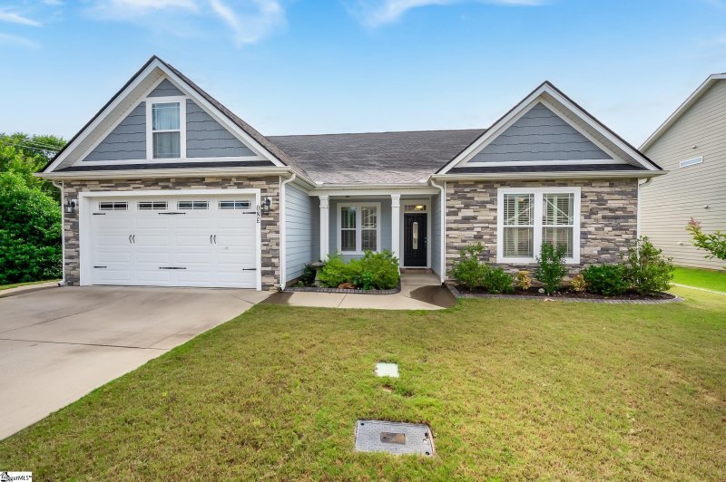 1 Marshfield Trail