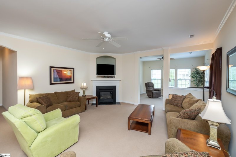 Property image 4 at 30 Irish Moss Court, Simpsonville, SC 29680